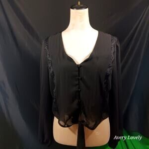 Wayf size (M) Sheer Long Sleeve Blouse w/ Lace Trim& Knotted center